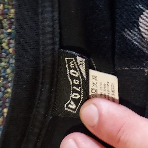 Vtg volcom t-shirt xl - Picture 2 of 3